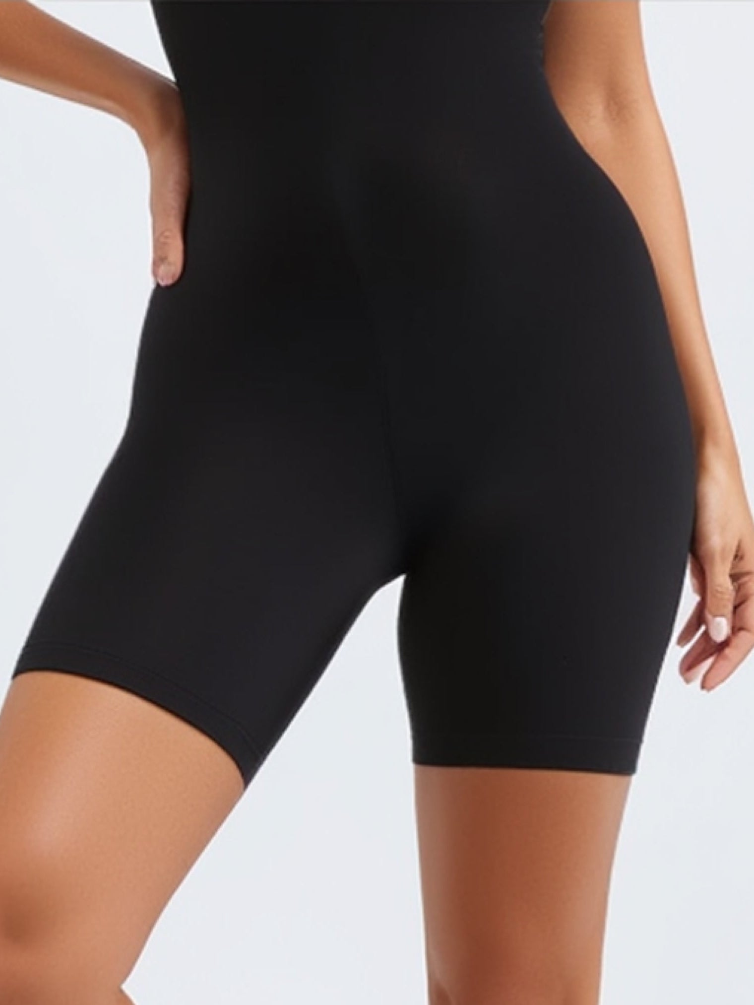 Black CURVÉA Bodyshaper